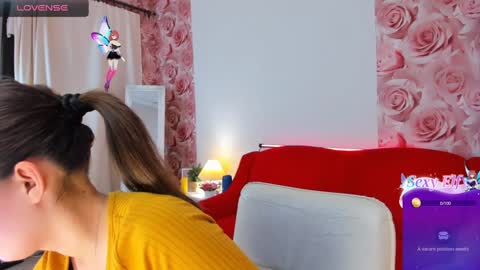 Laura online show from January 2025 06:45:02 PM