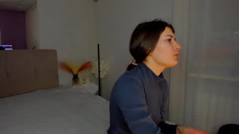 Laura online show from January 2025 06:22:02 AM