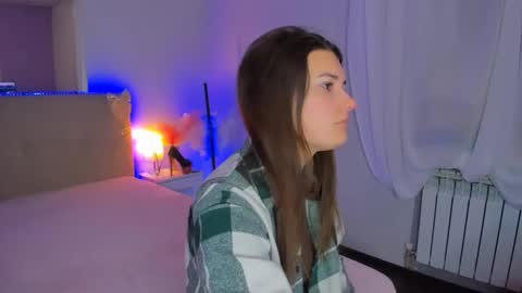 Laura online show from February 2026 06:17:01 AM