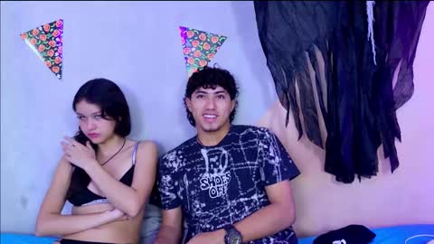 laura_and_kevin online show from November 2025 02:05:02 PM