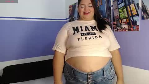 Snapshot of laura_br1 chatting on July 2026 12:20:01 PM LAURA online show from July 2026 12:20:01 PM