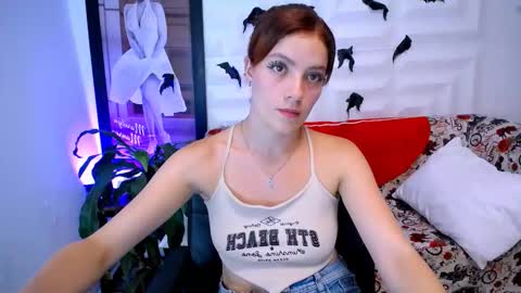 LAURA online show from October 2025 04:19:02 PM