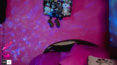 weedcam Curly Laura OF    online show from March 2026 12:22:01 PM