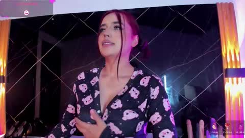 Snapshot of laura_hentai chatting on February 2026 03:15:01 AM Laura online show from February 2026 03:15:01 AM