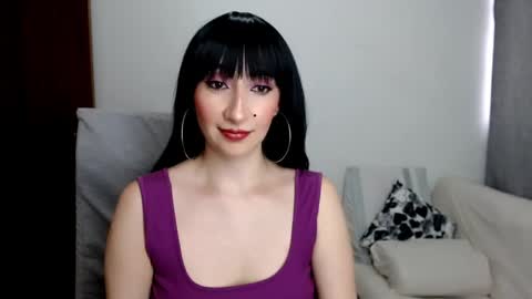 Snapshot of laura_pervert_ chatting on May 2026 10:26:02 PM Laura online show from May 2026 10:26:02 PM