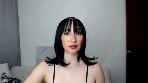 Snapshot of laura_pervert_ chatting on July 2026 01:01:01 AM Laura online show from July 2026 01:01:01 AM