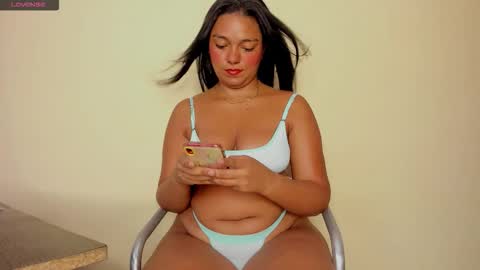 laura_summer online show from September 2025 09:57:01 AM