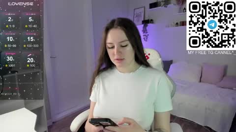 Snapshot of lauraa_collins chatting on March 2026 12:59:02 AM kate online show from March 2026 12:59:02 AM