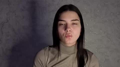 Laura online show from January 2026 12:20:02 PM