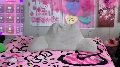 Snapshot of laurabethh chatting on March 2026 04:56:01 PM Lorelei online show from March 2026 04:56:01 PM