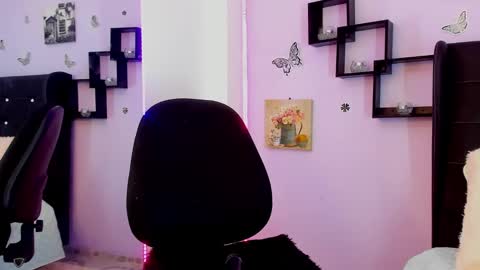 Laura Blue online show from December 2024 01:37:02 AM