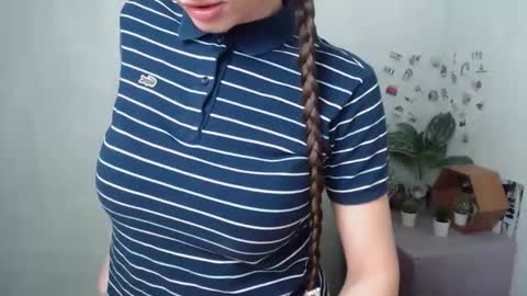 Laura online show from March 2026 09:00:01 AM