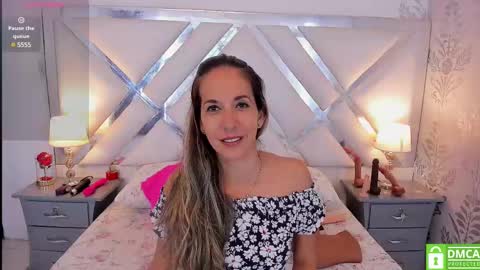 Laura online show from March 2025 05:42:02 AM