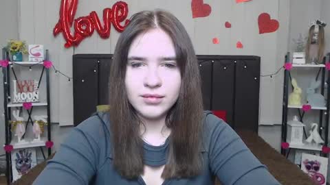 LauraHlot online show from February 2025 06:19:01 PM