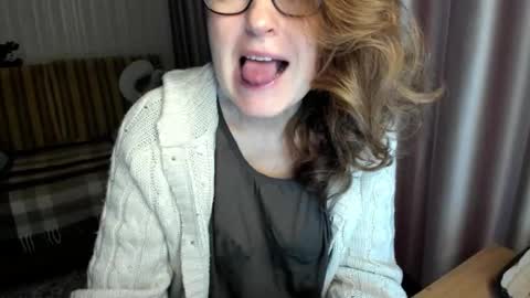 Lauraoven1 online show from February 2026 01:47:01 PM