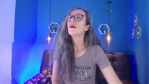 Snapshot of laurasofia45 chatting on February 2026 03:34:02 AM Laura Sofia online show from February 2026 03:34:02 AM