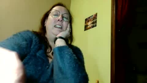Snapshot of laureanne50 chatting on March 2025 08:21:02 PM laureanne online show from March 2025 08:21:02 PM