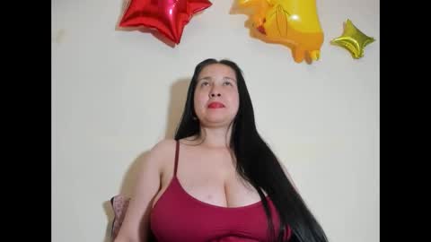 laureen777 online show from February 2025 11:03:02 PM