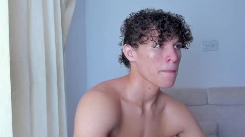 Laureent online show from January 2025 08:45:02 PM