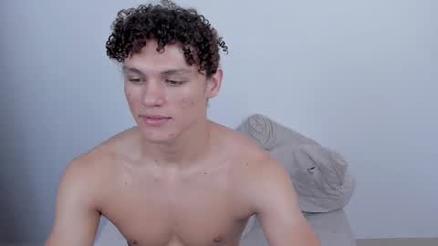 Laureent online show from March 2025 09:37:01 PM