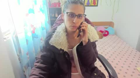 Lauren Independent model online show from September 2025 02:41:01 PM