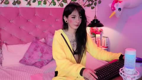 Lauren evans9 online show from April 2026 02:55:01 AM