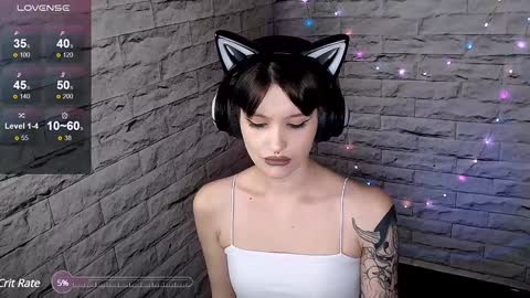 Eva online show from December 2024 07:18:02 PM