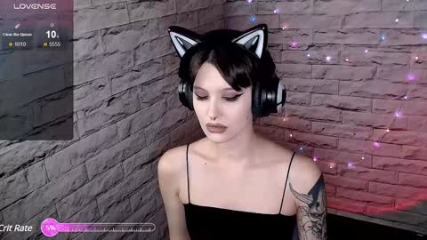 Eva online show from December 2024 06:30:02 PM