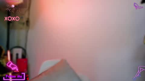 Lauren online show from November 2025 06:02:02 AM