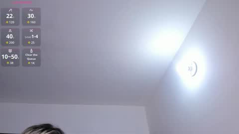 laurenclark1 online show from February 2026 10:02:01 AM