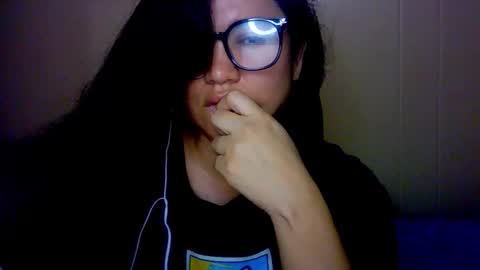 Snapshot of laurengirls1 chatting on October 2025 05:00:01 PM onlyfan laureng7 - 7 laureng2 online show from October 2025 05:00:01 PM