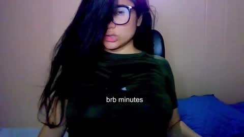 Snapshot of laurengirls1 chatting on October 2025 11:35:01 PM onlyfan laureng7 - 7 laureng2 online show from October 2025 11:35:01 PM
