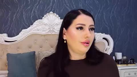 Laura online show from March 2026 03:02:01 PM