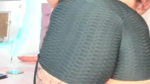 laurenlaine online show from March 2026 04:56:02 PM