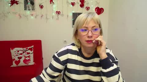 Lauren online show from February 2026 08:35:02 PM