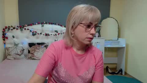 Lauren online show from March 2026 06:17:01 AM