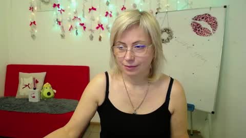 Lauren online show from April 2026 06:19:01 AM