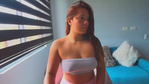 Lauri online show from February 2026 08:40:02 PM