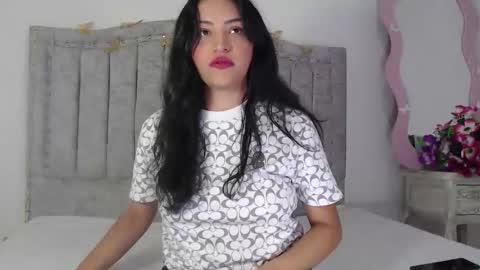 Snapshot of lauri_thx chatting on January 2026 02:30:01 PM lauri_thx online show from January 2026 02:30:01 PM