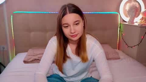 Snapshot of laurieperez chatting on December 2025 12:57:02 PM Lola online show from December 2025 12:57:02 PM