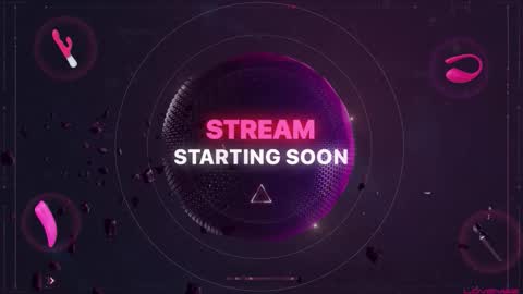 Snapshot of laurynrox chatting on November 2025 09:58:02 PM Lauryn Roxx online show from November 2025 09:58:02 PM