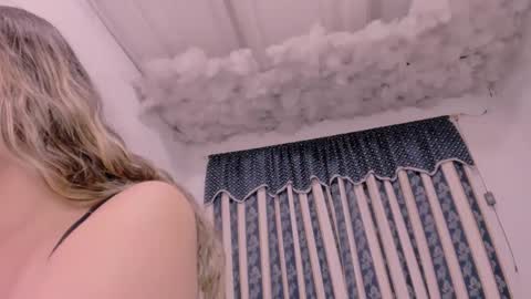 Snapshot of lauu_g chatting on September 2025 02:16:02 AM Lauu G online show from September 2025 02:16:02 AM