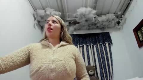 Snapshot of lauu_g chatting on February 2026 12:19:01 PM Lauu G online show from February 2026 12:19:01 PM