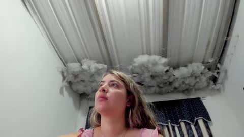 Snapshot of lauu_g chatting on February 2026 10:03:02 AM Lauu G online show from February 2026 10:03:02 AM