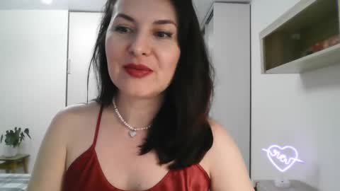 Diana  online show from January 2025 11:23:01 PM