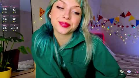 Snapshot of lavenly chatting on October 2025 11:40:02 AM Melissa online show from October 2025 11:40:02 AM