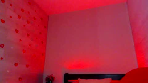 LayaMoon online show from March 2026 12:35:02 PM