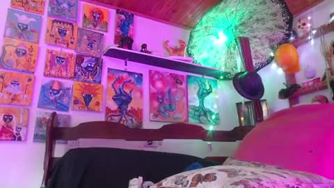 Snapshot of laye19 chatting on January 2025 02:35:02 PM Laye19 online show from January 2025 02:35:02 PM