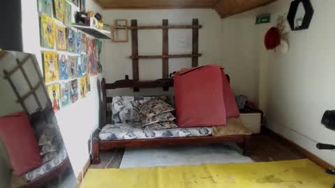 Snapshot of laye19 chatting on February 2025 06:02:02 PM Laye19 online show from February 2025 06:02:02 PM