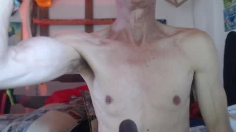 Snapshot of laye19 chatting on February 2025 06:19:01 PM Laye19 online show from February 2025 06:19:01 PM